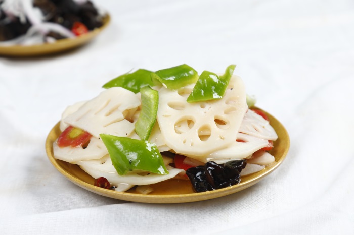 炝拌莲菜 13 (2).jpg